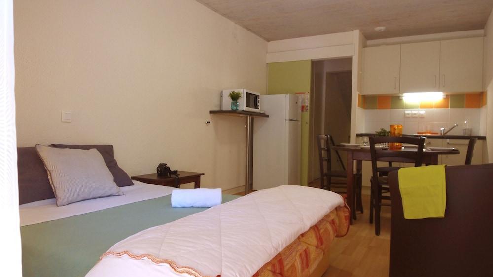 Vvf Sud Aveyron Hotel Brusque Buitenkant foto