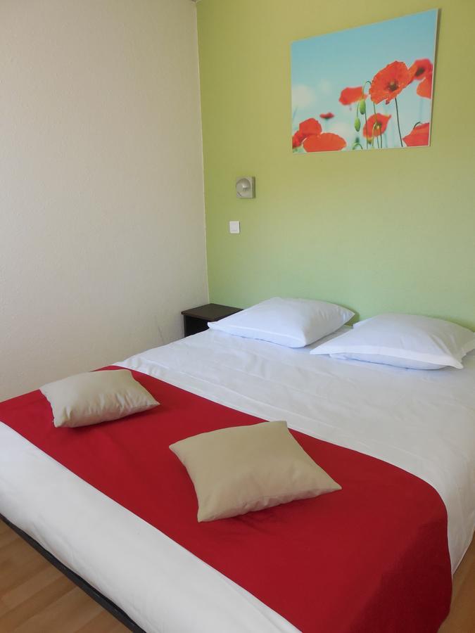 Vvf Sud Aveyron Hotel Brusque Buitenkant foto