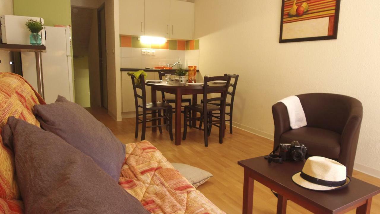 Vvf Sud Aveyron Hotel Brusque Buitenkant foto